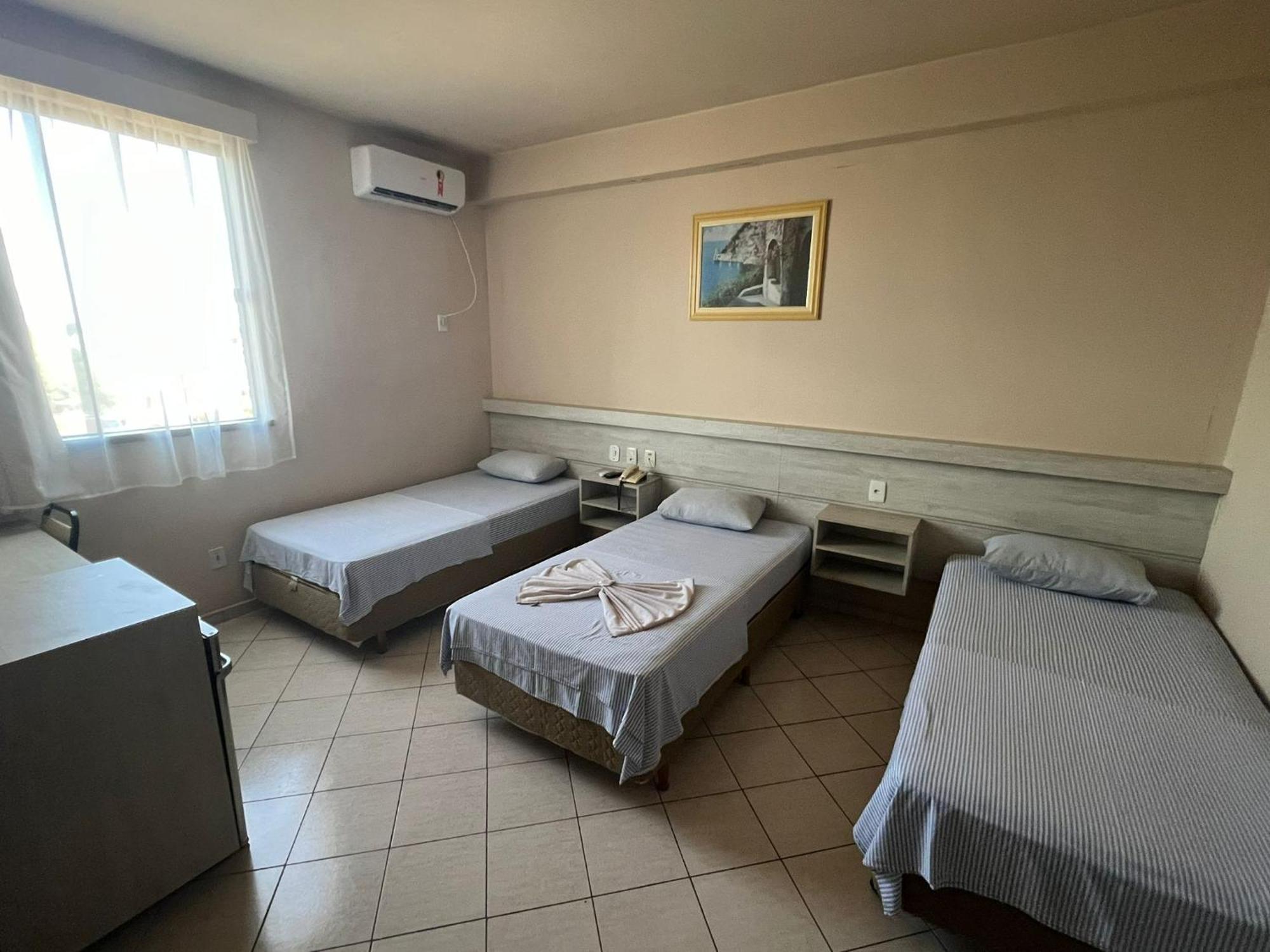 Hotel Central Порту-Велю Екстер'єр фото